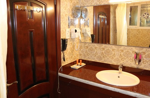 Old Dubai Hotel | Mariana Hotel