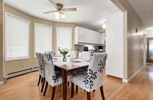 Bankview Apartment | "Marigold" 3 Bed Bankview Suite