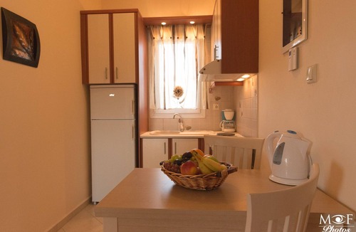 Alinda Apartment | Marilen
