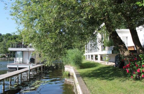 Westend Boat Rental | Marina Hausboote und Seelodge