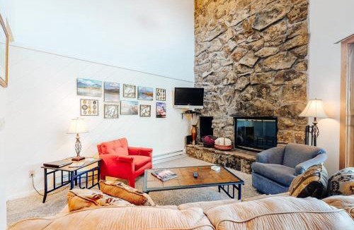 Dillon Apartment | Marina Place 336