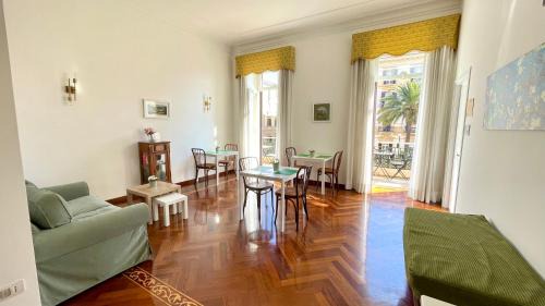 Mergellina House | Marina Rooms