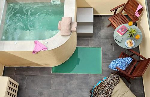 Perivolos Apartment | Marina's Studios
