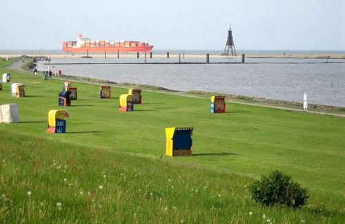 Cuxhaven Apartment | Marina View