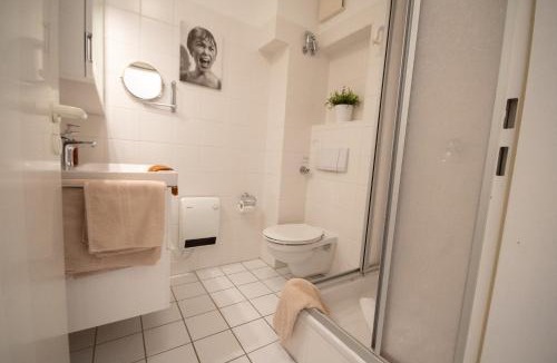 Cuxhaven Apartment | Marina View