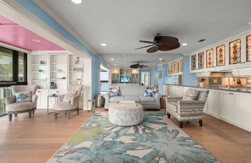 Sanibel House | Mariner Pointe #542