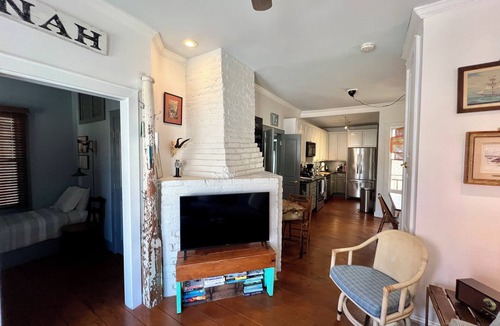 Historic District - North Cottage | Mariner’s Cottage - 2BD, 1 BA - in Historic District w Private Parking