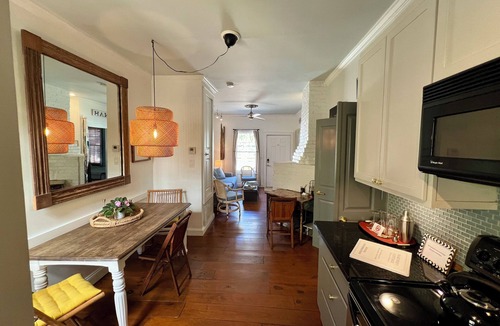 Historic District - North Cottage | Mariner’s Cottage - 2BD, 1 BA - in Historic District w Private Parking