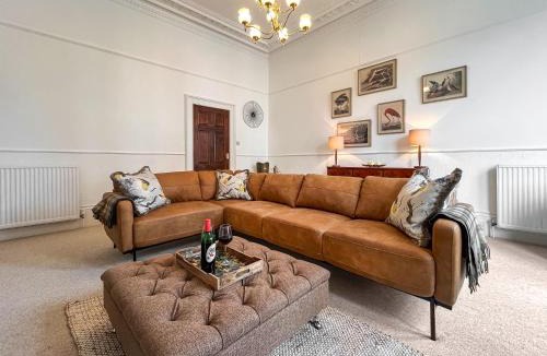 South Cliff House | Mariners Muse