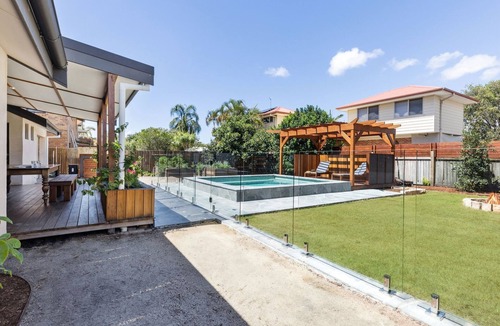 Yamba House | Mariners Rest - Heated pool and outdoor spa