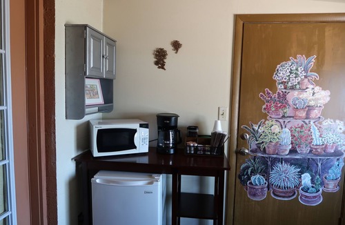Valle Bed & Breakfast | Mariposa #3 .