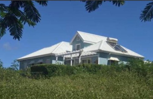 Mullins Villa | Mariposa House