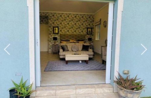 Mullins Villa | Mariposa House