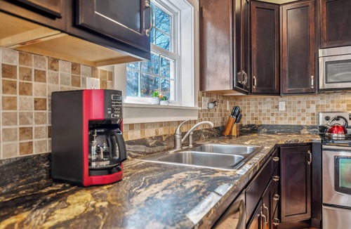 Berkeley Springs House | Mariposa Moon Cottage at Sleepy Creek