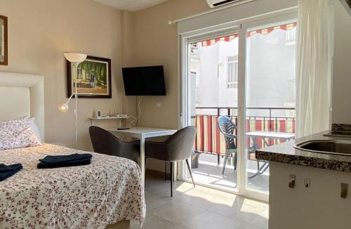 Nerja City Centre Apartment | Mariposa Studio Casasol
