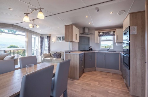 Mariri Cottage | Mariri Heights Sequoia Cottage Family and Pet Friendly