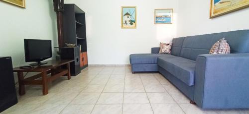 Chios Town Apartment | Maris full apartment with roof garden access
