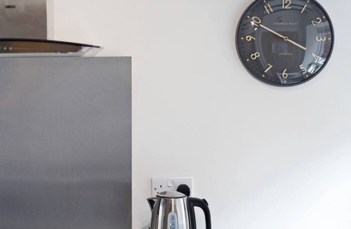 Market Bosworth House | Market Bosworth 4BR · Sleeps 8 · Smart TV · Bckyrd