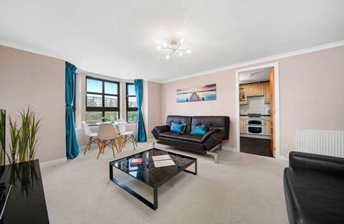 Central Aberdeen Apartment | Market Street HL16 - Grampian Lettings