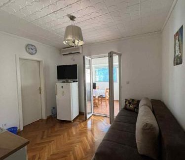 Velji Vinogradi Apartment | Marko's place