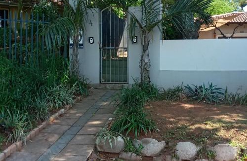 Durban North Apartment | Marks Cottages