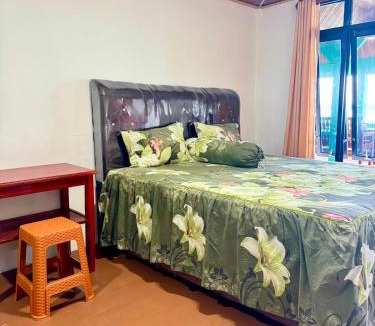 Nias Hostel | Marlynto Surf Camp