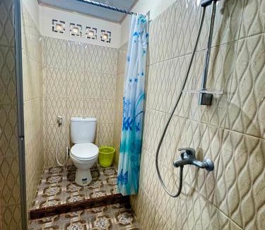 Nias Hostel | Marlynto Surf Camp