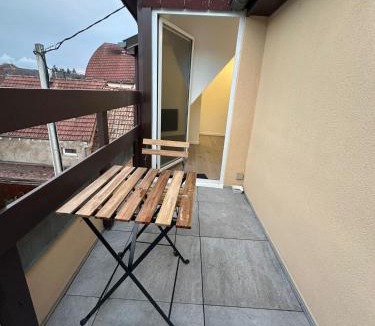 Pfaffenhoffen Apartment | Marmus