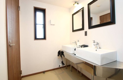 Minatogawa House | Marnix Classic Harborview Pension
