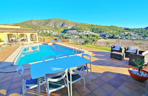 L'Alcassar Villa | Marquesol - pri. pool villa with captivating hill views in Benitachell