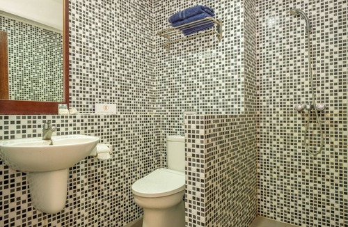 Bendungan Hilir Hotel | Marrakesh Inn