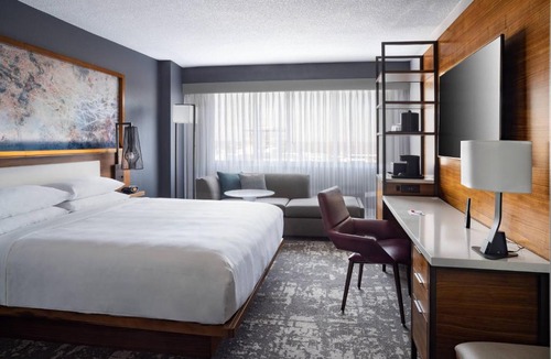 Downtown Greensboro Hotel | Marriott Greensboro Downtown