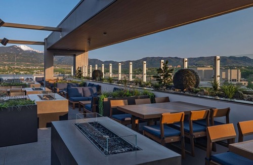 Downtown Colorado Springs Hotel | Marriott Hotel in downtown Colorado Springs with indoor pool,WiFi, fitness room