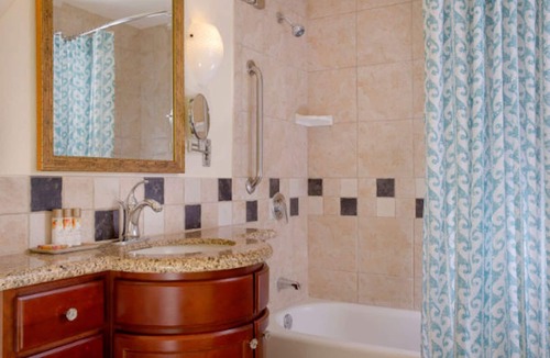 Ko Olina Resort | Marriott KoOlina Beach Club, Beautifully appointed studio with kitchenette.