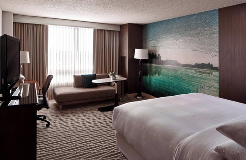 Minnetonka Hotel | Marriott Minneapolis Southwest