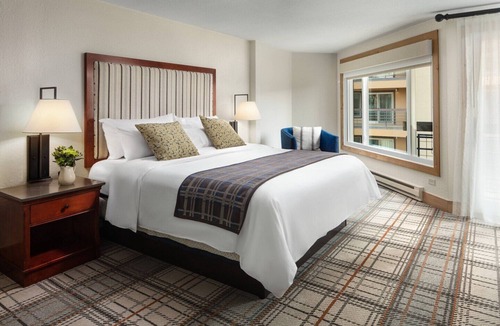 Peak 9 Resort | Marriott Mountain Valley Lodge - 1 Bedroom Unit - Sleeps 6