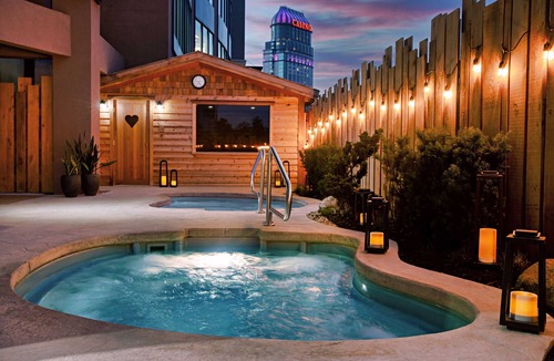 Fallsview Hotel | Marriott Niagara Falls Fallsview Hotel & Spa