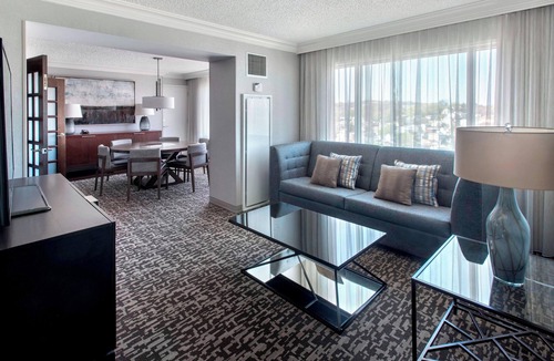 West Conshohocken Hotel | Marriott Philadelphia West