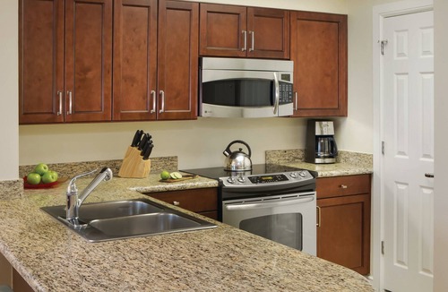 Central Beach Resort | Marriott's Beachplace Towers - Luxury 2BR Beachfront Fully equipped Kitchen