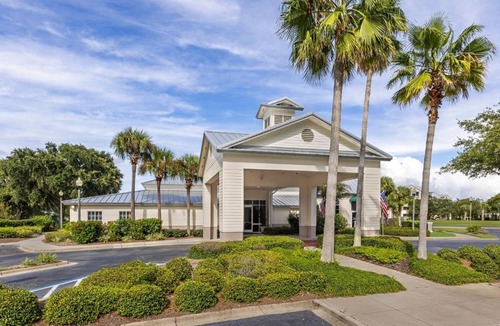 Upper Grand Lagoon Hotel | Marriott's Legends Edge at Bay Point