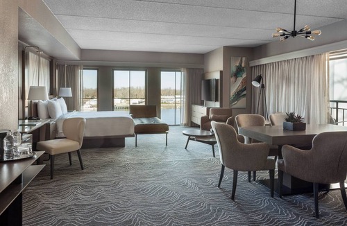 Hitch Village - Fred Wessels Homes Hotel | Marriott Savannah Riverfront