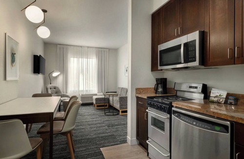 Murlin Heights Hotel | Marriott TownePlace Suites Dayton North