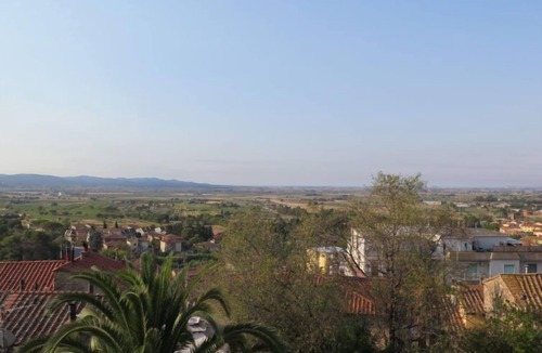 Suvereto Apartment | Marrone by Interhome