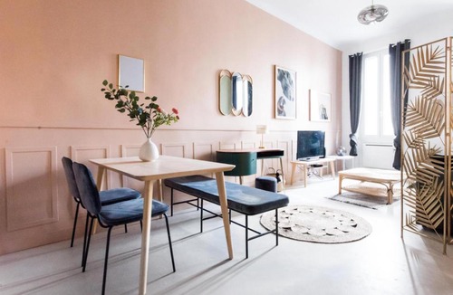 Saint-Lambert Apartment | MARS IN ENDOUME