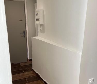 Saint-Henri Apartment | Marseille 16e