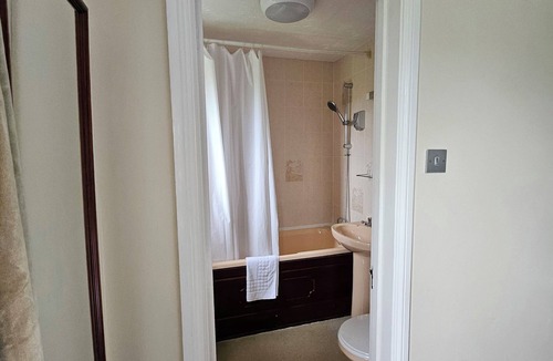 Wootton Bassett Hotel | Marsh Farm Hotel