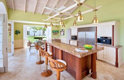 Weston Villa | Marsh Mellow by Blue Sky Luxury