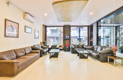 Paldi Hotel | Marshall the grand