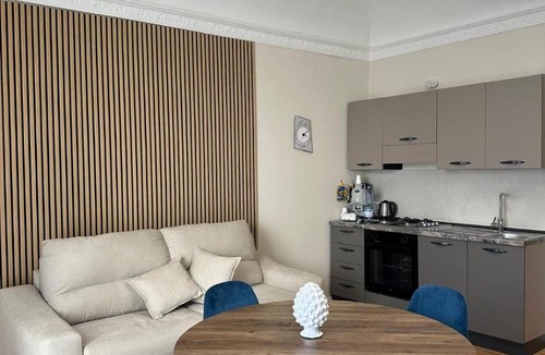 Monte di Pieta Apartment | Mart Rental Apartament
