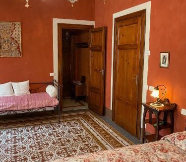 Santa Maria del Giudice Bed & Breakfast | Marta Guest House
